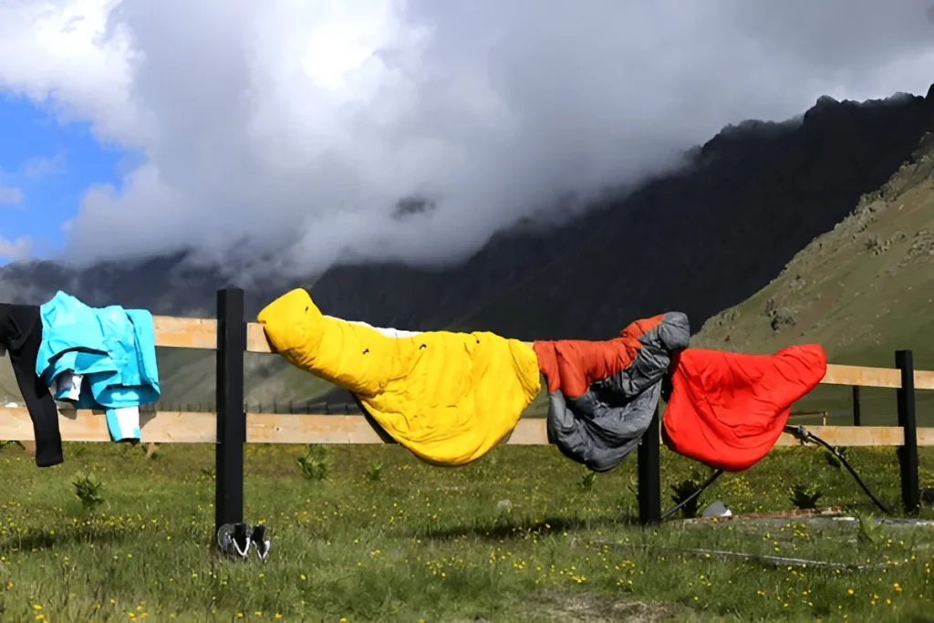 Best Sleeping bags hang on the fence after climbing